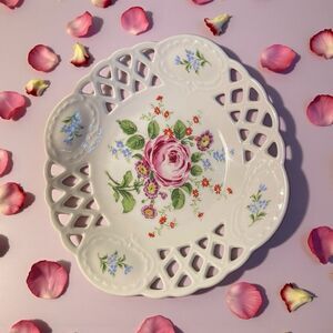 Lichte Reticulated Porcelain Bowl 6.5” Floral Pattern VTG